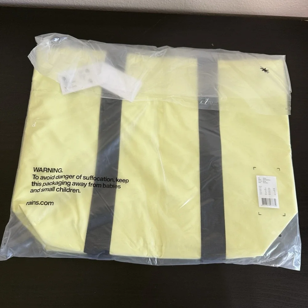RAINS‎ rush tote bag - waterproof Denmark NWT - commuter new Straw Butter Yellow